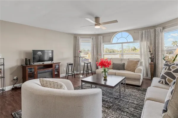 $1,850 | 2749 North Poinciana Boulevard, Unit 15, Kissimmee, FL 34746