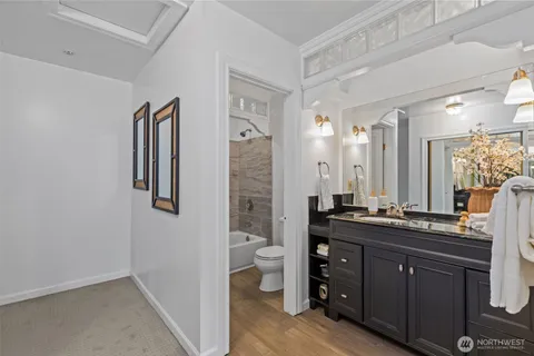 $900,000 | 9732 15th Avenue Northeast, Seattle, WA 98115