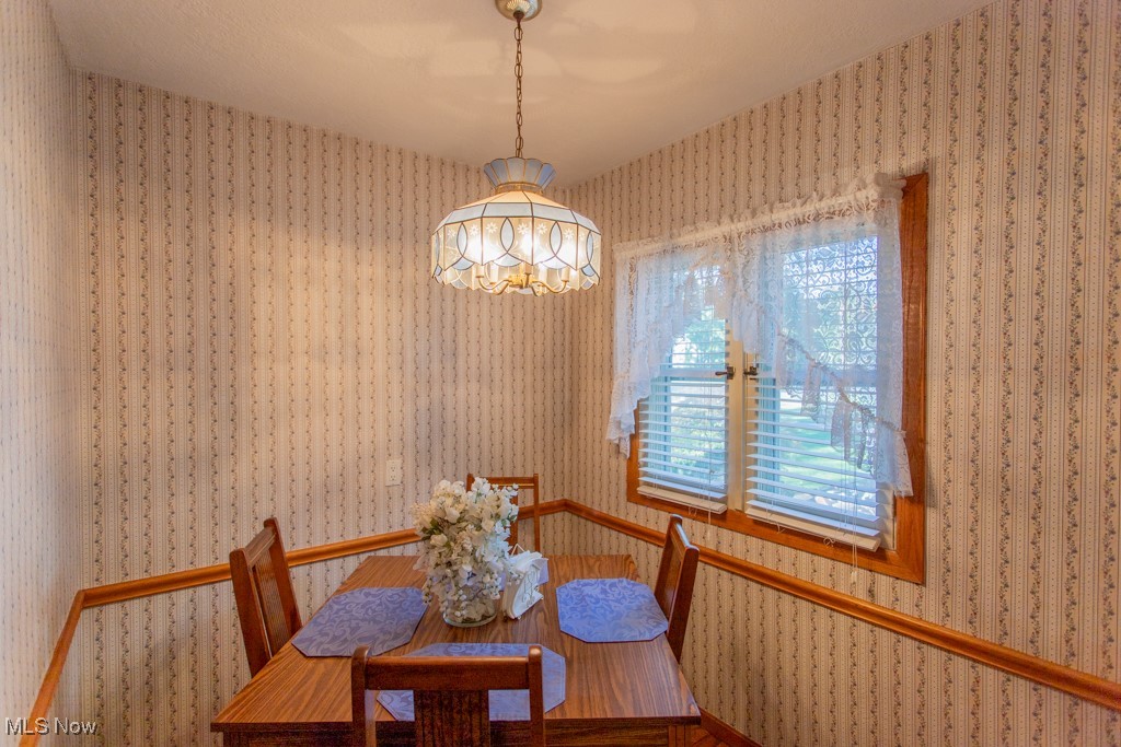 410 Butler Road Northeast Warren, OH 44483 - Photo 18 of 39 Gallery Image 18