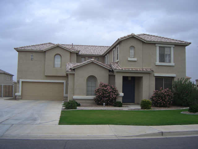 328 East Hopkins Road Gilbert, AZ 85295 - Photo 1 of 6 Primary Photo