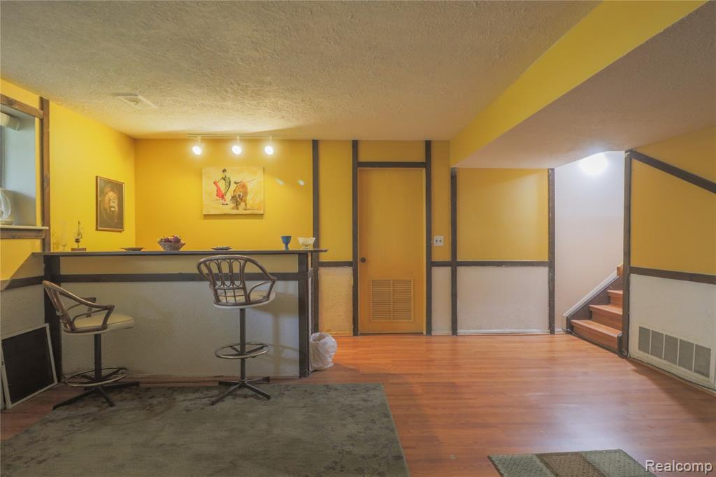 29116 Evergreen Road Southfield, MI 48076 - Photo 21 of 35 Gallery Image 21