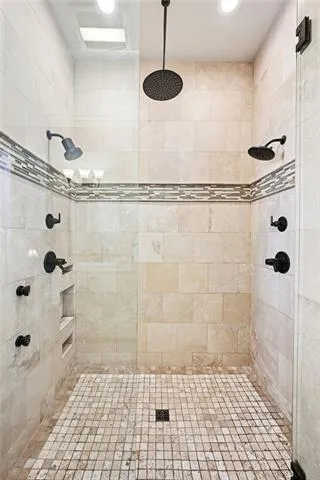 $790,000 | 308 Tullulah Avenue, River Ridge, LA 70123