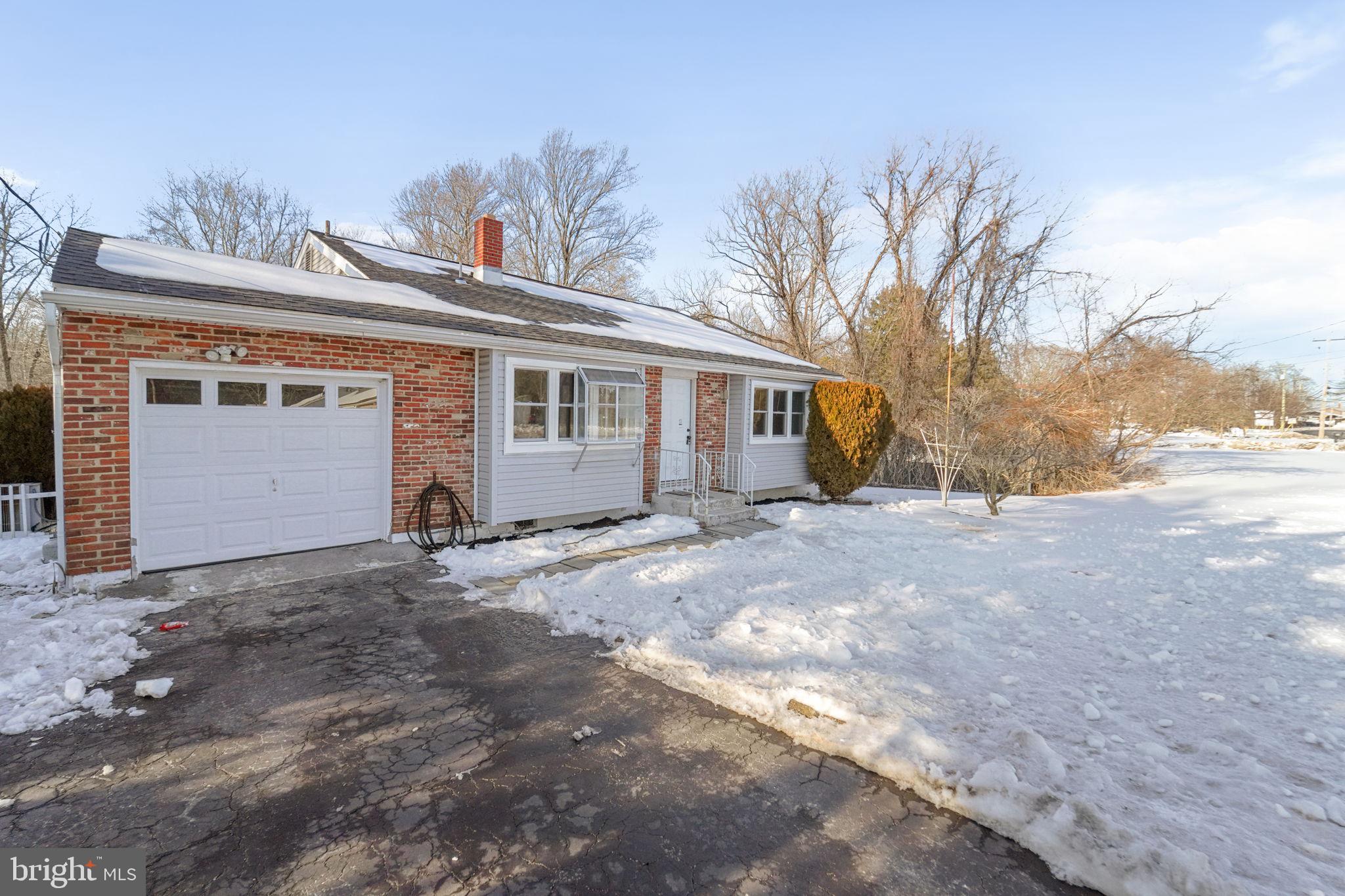 149 Greentree Road Blackwood, NJ 08012 - Photo 2 of 47