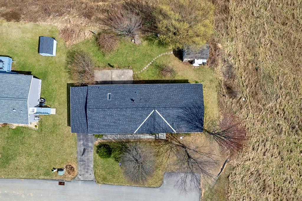 457 Blue Jay Lane Apollo, PA 15613 - Photo 4 of 31 Gallery Image 4