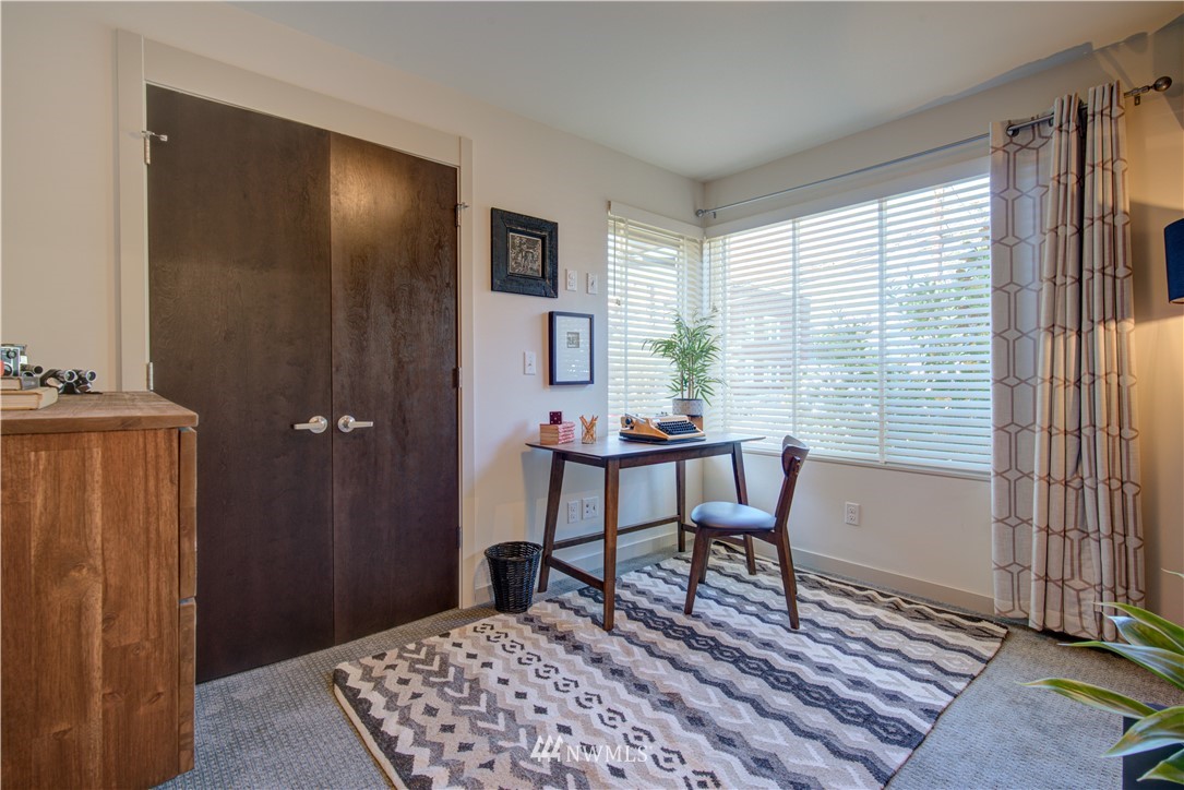 4262 Linden Avenue North Seattle, WA 98103 - Photo 6 of 40 a view of a livingroom with furniture