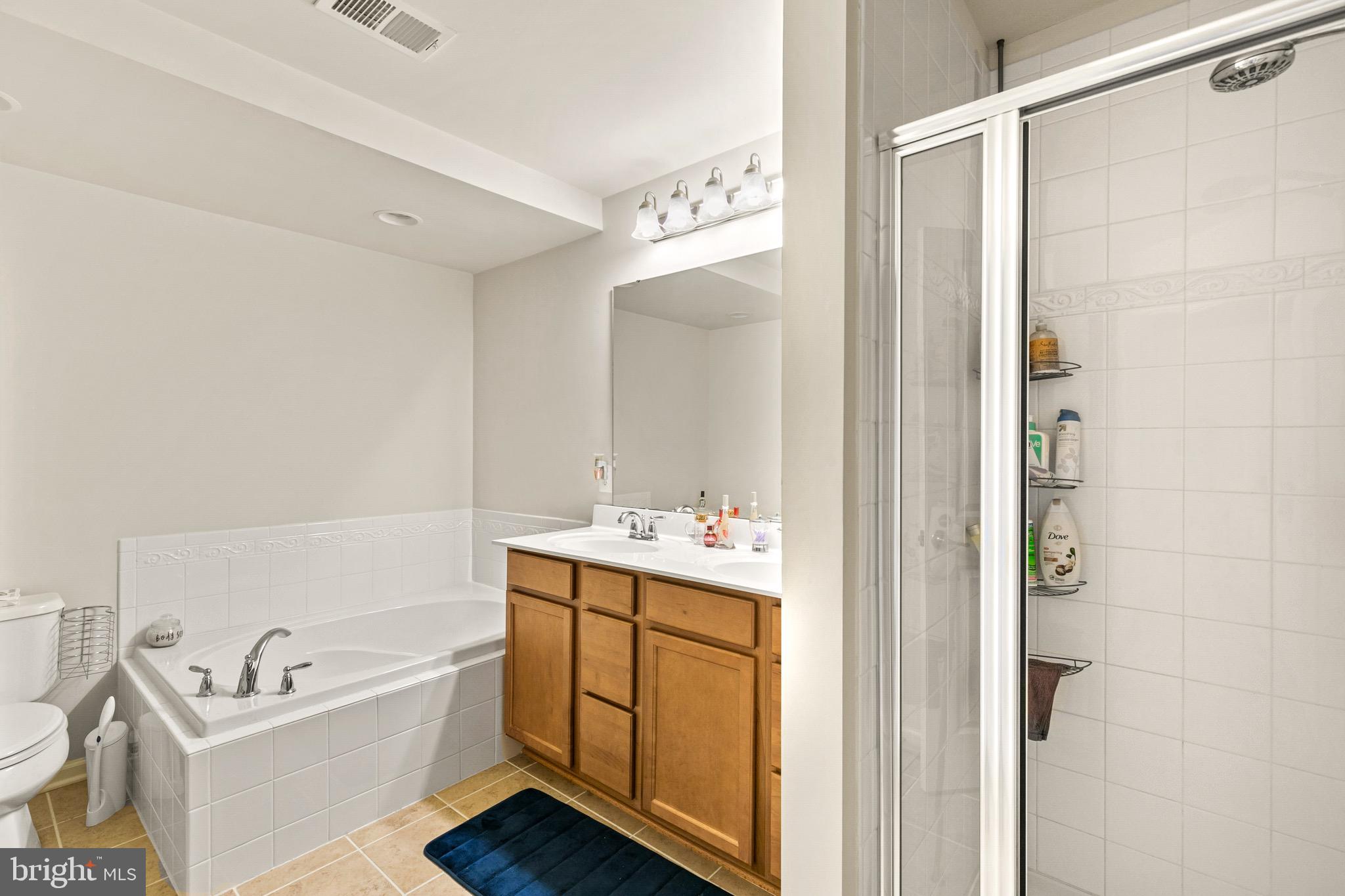 2408 Baileys Pond Road Accokeek, MD 20607 - Photo 20 of 44 master bath