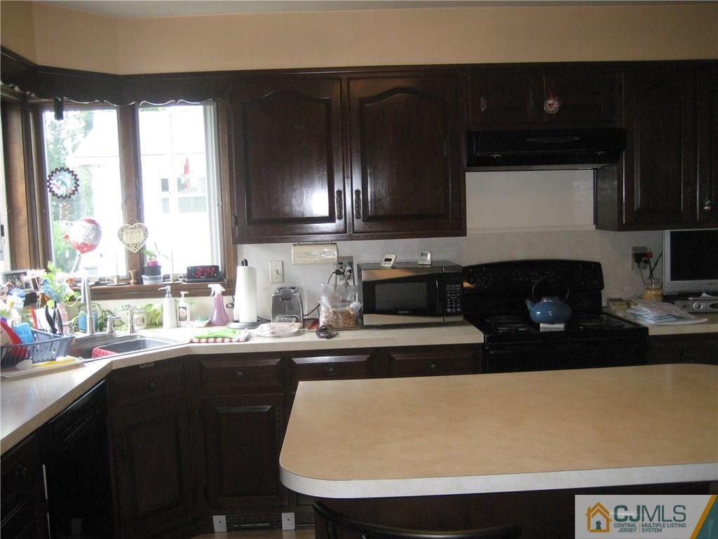 333 Georges Road Dayton, NJ 08810 - Photo 14 of 14 Gallery Image 14