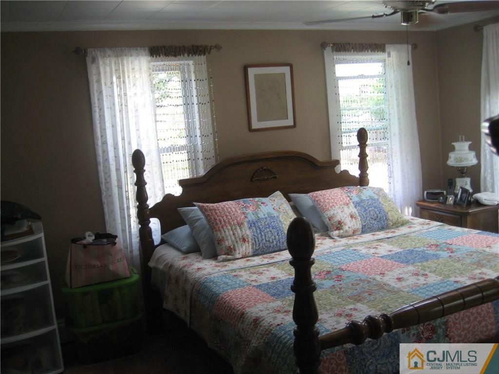 333 Georges Road Dayton, NJ 08810 - Photo 8 of 14 Gallery Image 8