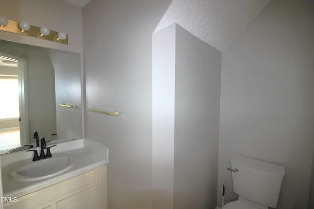 $2,200 | 8108 Owenston Court, Raleigh, NC 27612