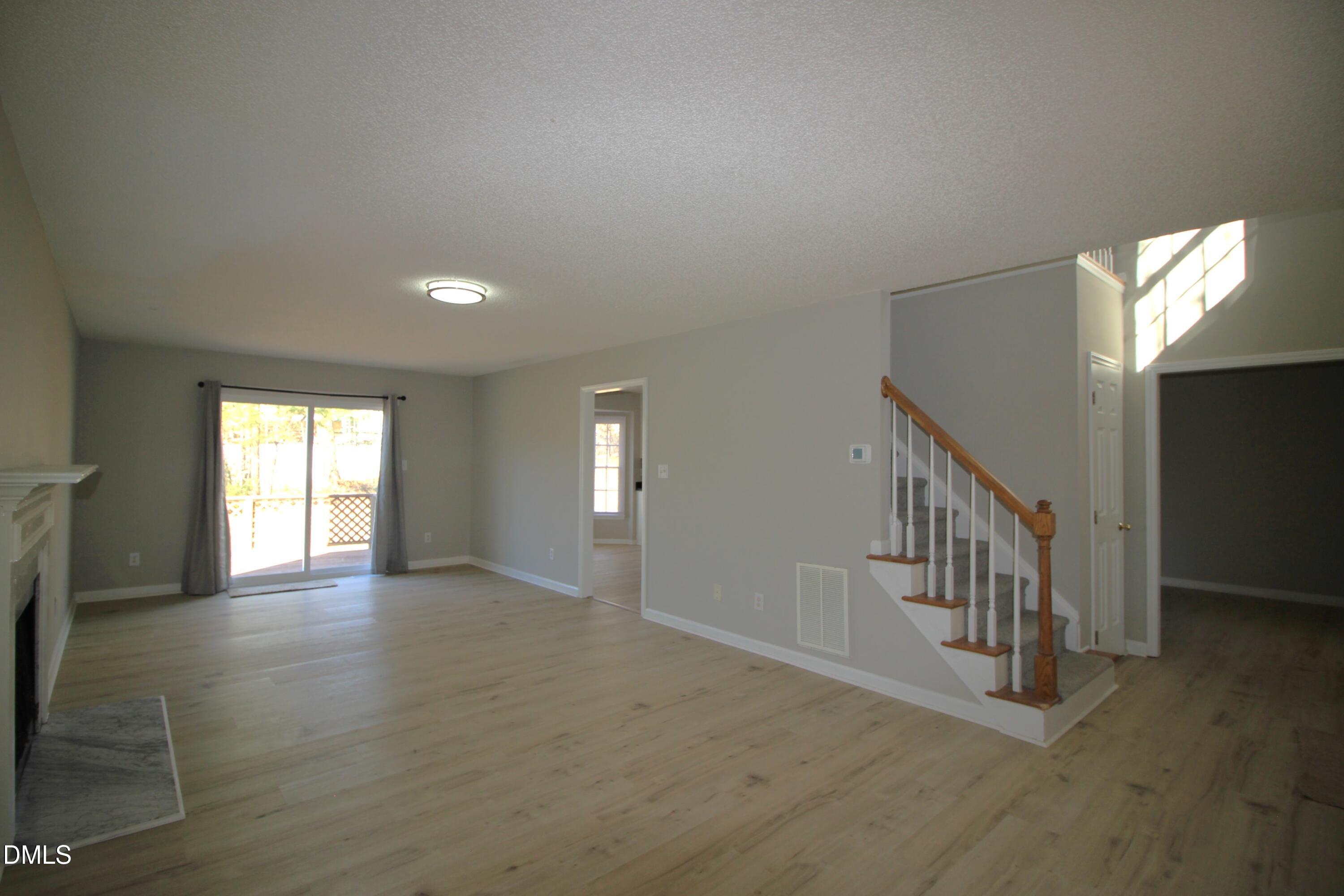 8108 Owenston Court Raleigh, NC 27612 - Photo 9 of 28 IMG_9702