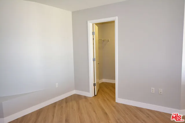 $2,595 | 1100 Wilshire Boulevard, Unit 2703, Los Angeles, CA 90017