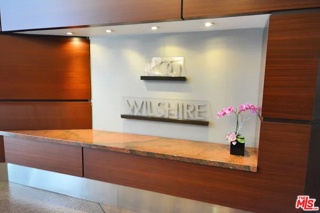 $2,595 | 1100 Wilshire Boulevard, Unit 2703, Los Angeles, CA 90017