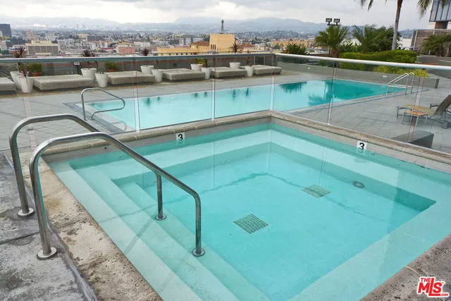 $2,595 | 1100 Wilshire Boulevard, Unit 2703, Los Angeles, CA 90017