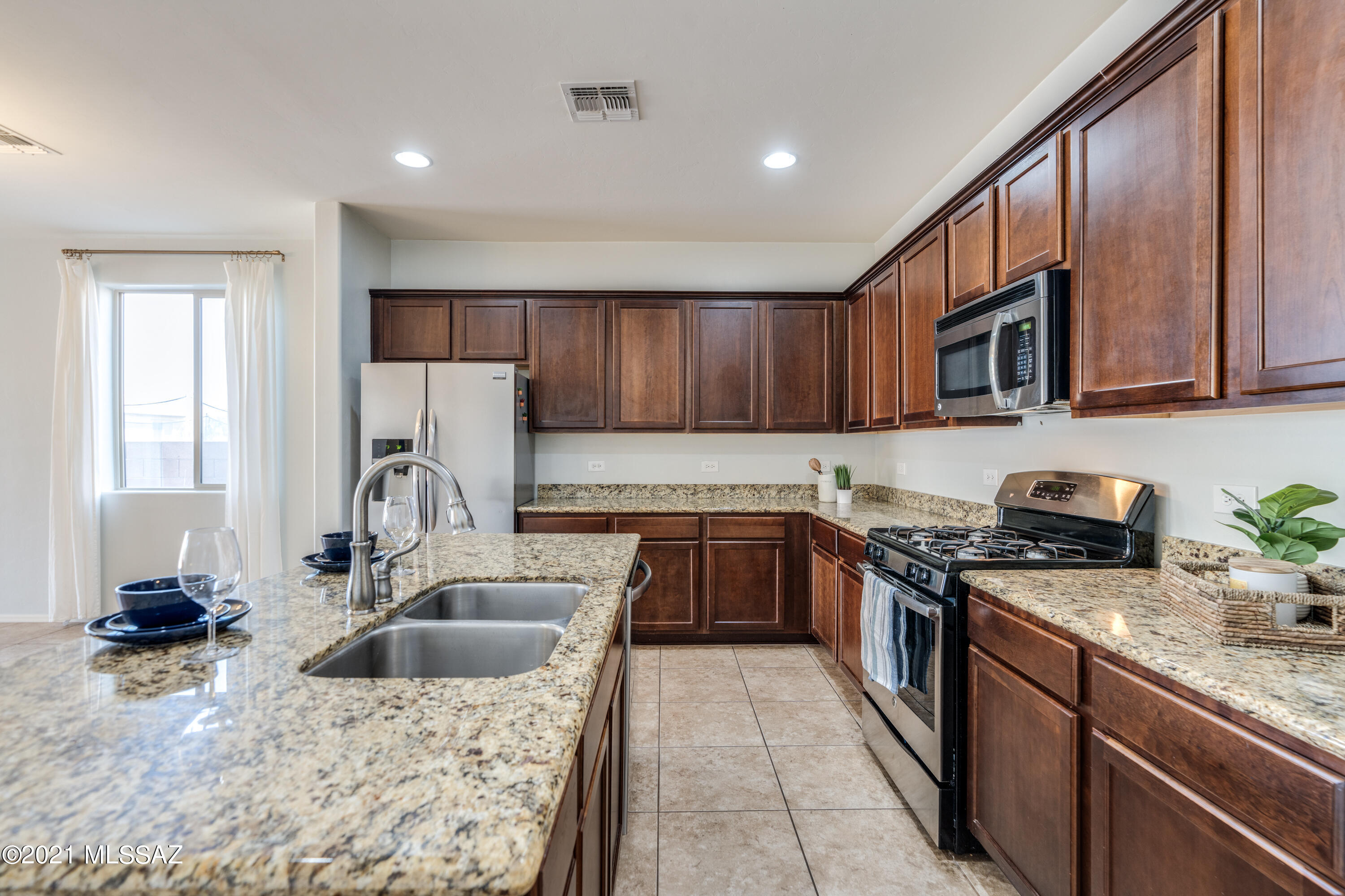 694 South Desert Haven Road Vail, AZ 85641 - Photo 3 of 31 Gallery Image 3
