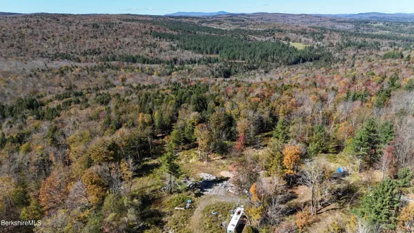 a view of a dry field