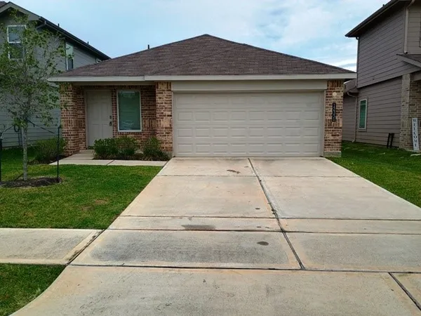$1,700 | 12331 Lariat Run Drive, Houston, TX 77014