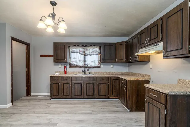 $130,000 | 407 East Milster Street, Elkville, IL 62932