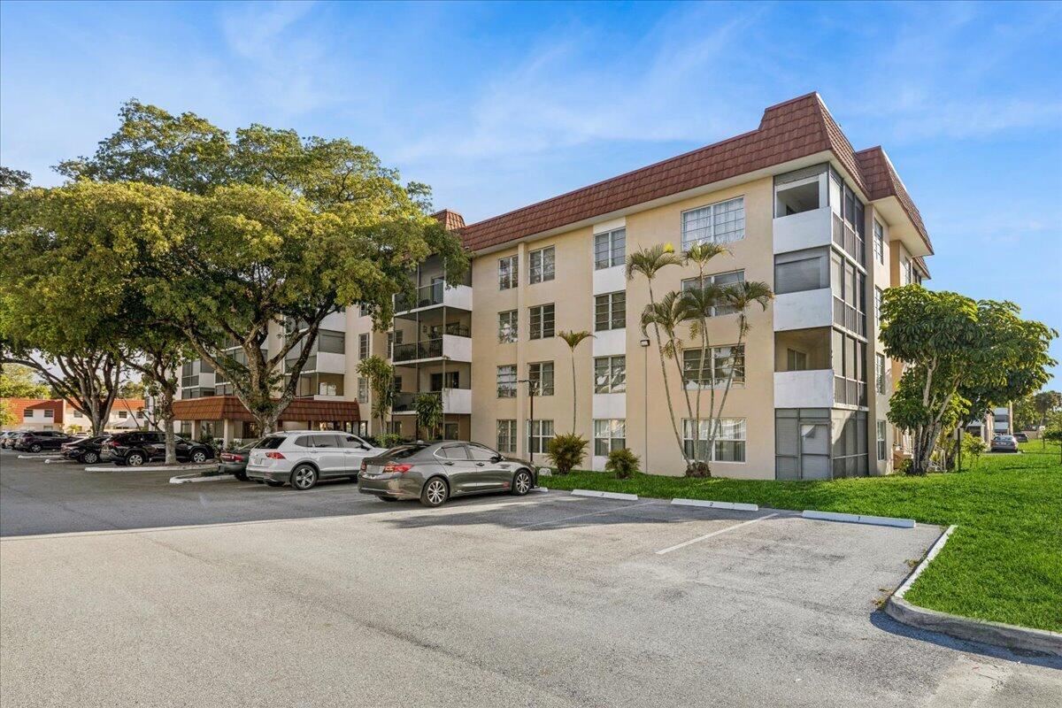4156 Inverrary Drive Lauderhill, FL 33319 - Photo 1 of 17 01-4156 Inverrary Dr #112, Lauderhill, F