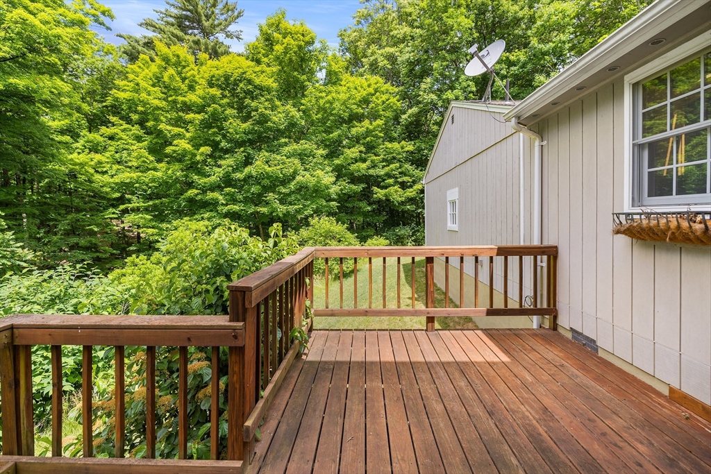 62 Circle Road Longmeadow, MA 01106 - Photo 31 of 42