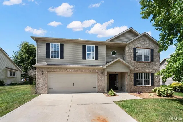 $389,900 | 3015 Crooked Stick Drive, Kokomo, IN 46902