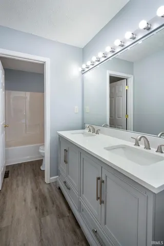 $389,900 | 3015 Crooked Stick Drive, Kokomo, IN 46902