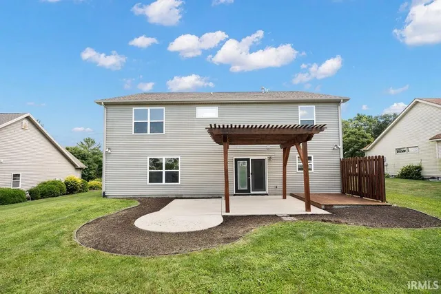 $389,900 | 3015 Crooked Stick Drive, Kokomo, IN 46902