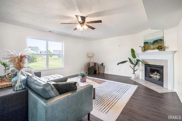 $389,900 | 3015 Crooked Stick Drive, Kokomo, IN 46902