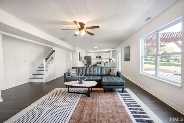 $389,900 | 3015 Crooked Stick Drive, Kokomo, IN 46902