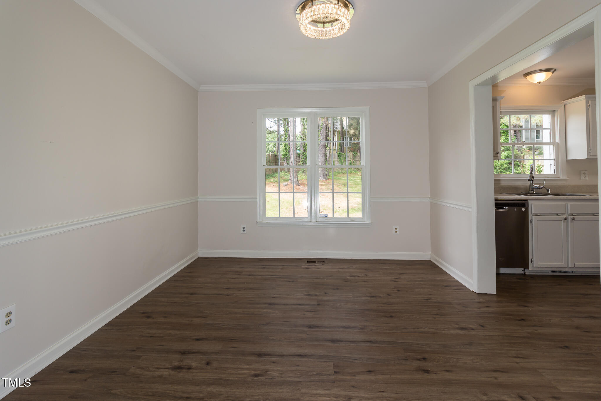 805 Penncross Drive Raleigh, NC 27610 - Photo 9 of 29 IMG_2580