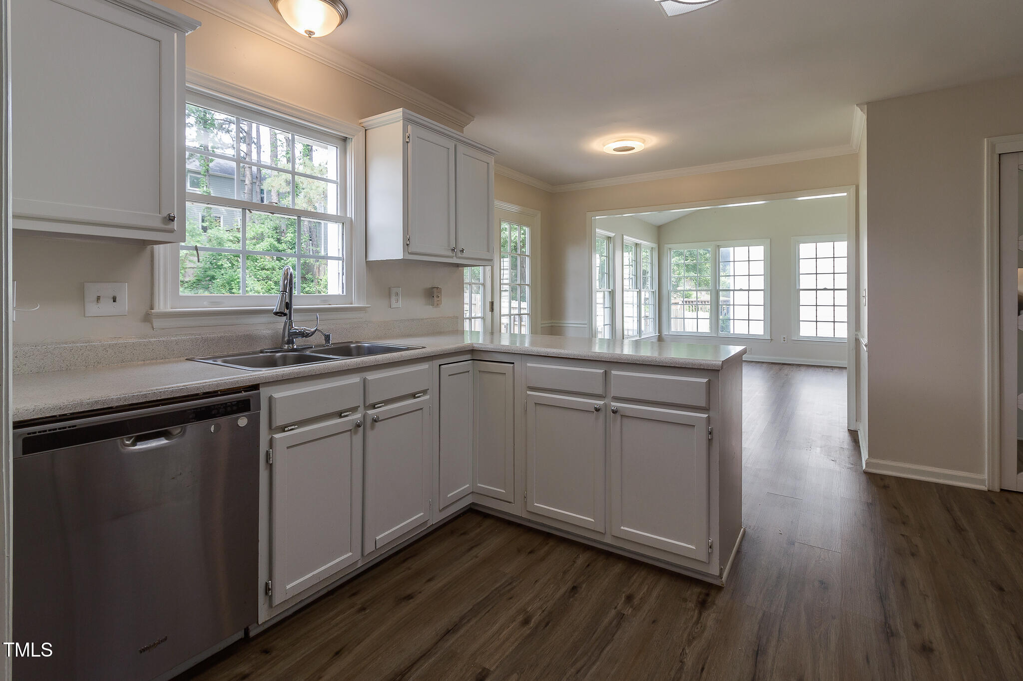 805 Penncross Drive Raleigh, NC 27610 - Photo 10 of 29 25-2