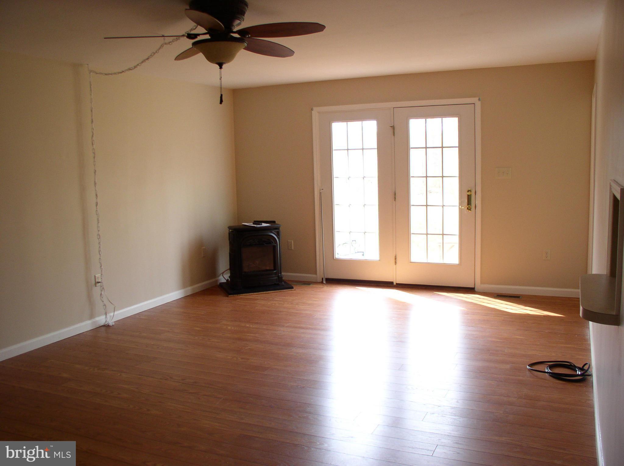 1225 Moody Town Road Bumpass, VA 23024 - Photo 11 of 29 Family Room