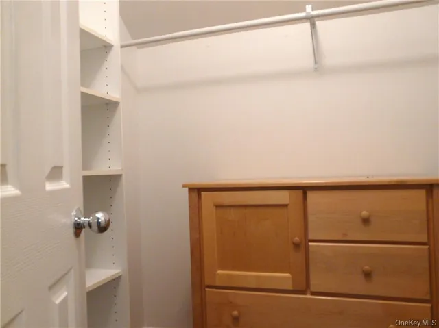 $599,000 | 210 Sandpiper Court, Unit 210, Yorktown Heights, NY 10598