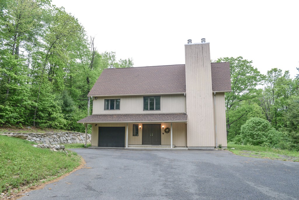725 General Knox Road Russell, MA 01071 - Photo 1 of 30 Gallery Image 1