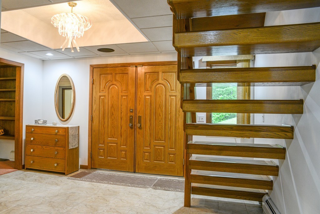 725 General Knox Road Russell, MA 01071 - Photo 21 of 30 Gallery Image 21
