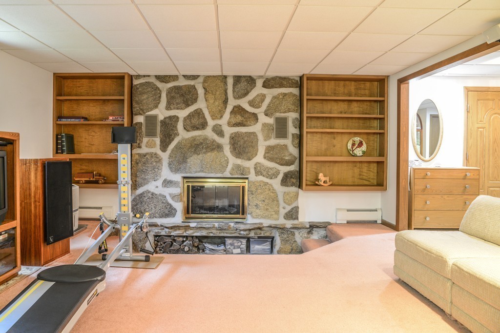 725 General Knox Road Russell, MA 01071 - Photo 22 of 30 Gallery Image 22