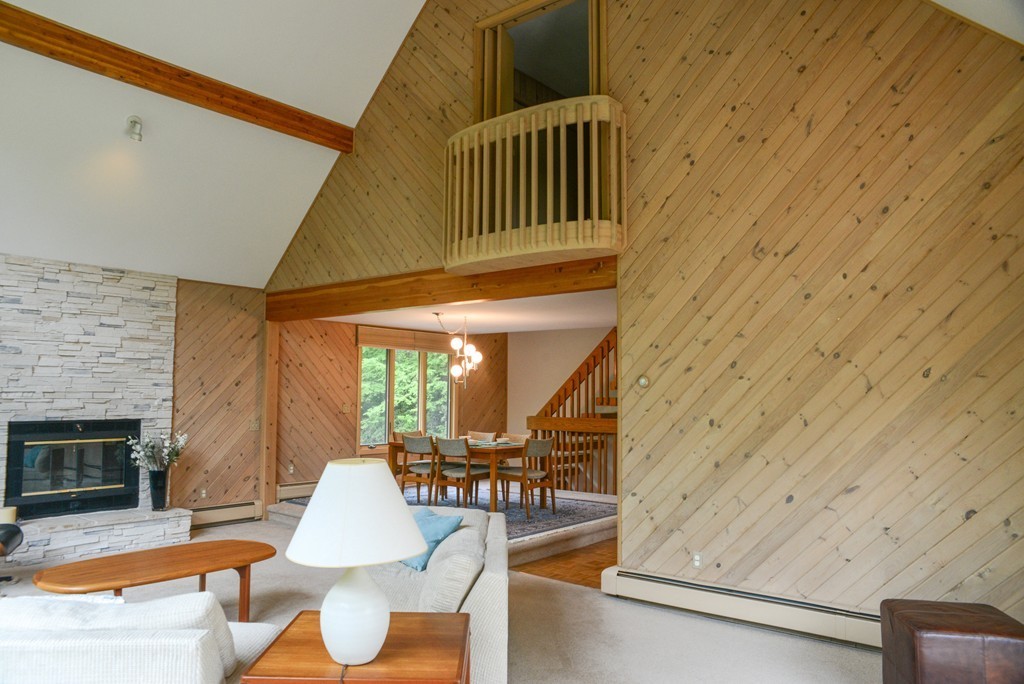 725 General Knox Road Russell, MA 01071 - Photo 5 of 30 Gallery Image 5