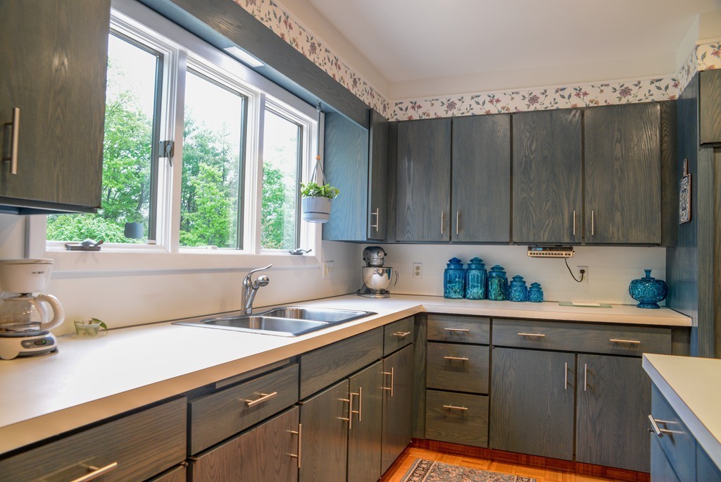 725 General Knox Road Russell, MA 01071 - Photo 8 of 30 Gallery Image 8