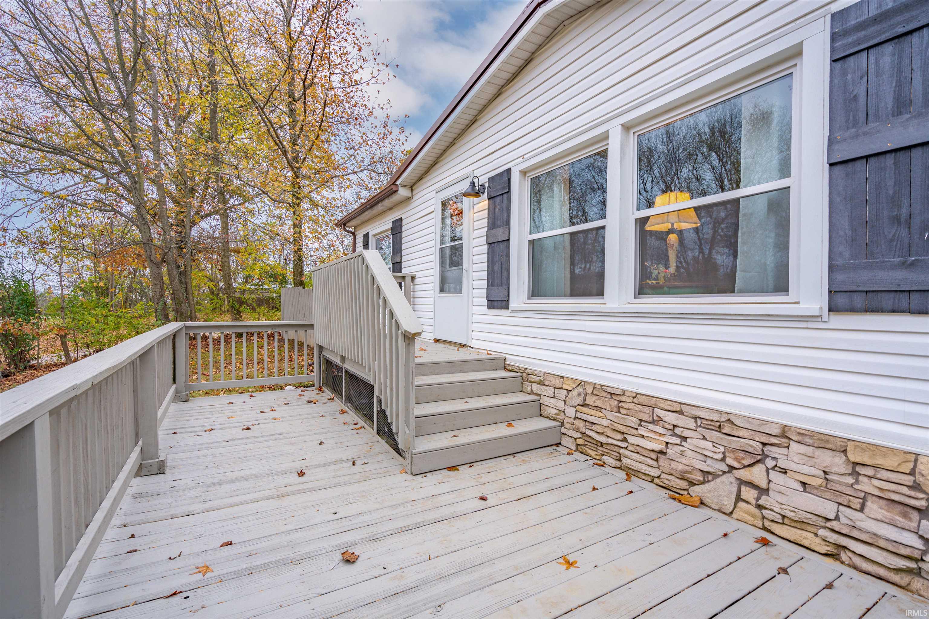 1633 Hills Road Newburgh, IN 47630 - Photo 4 of 35 Gallery Image 4