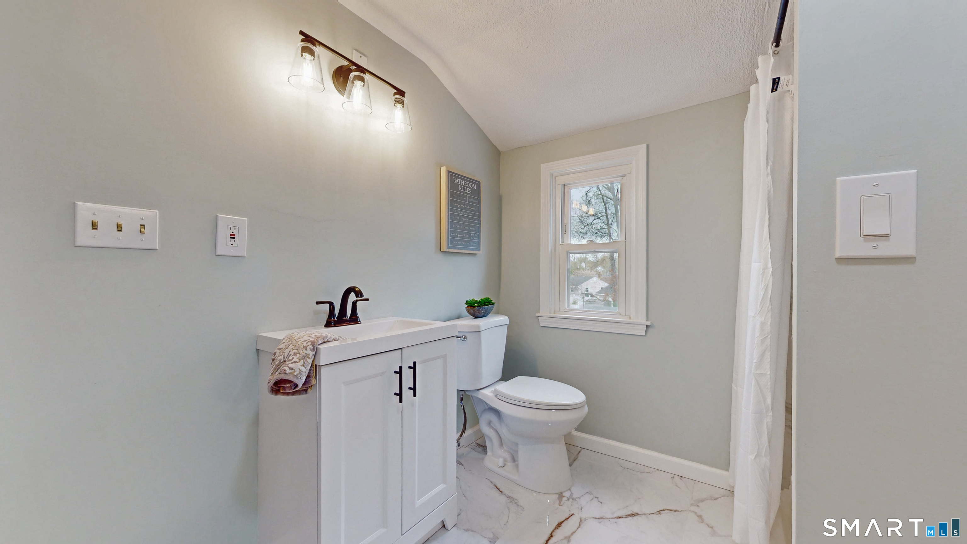 8 Madsen Road West Hartford, CT 06110 - Photo 24 of 35