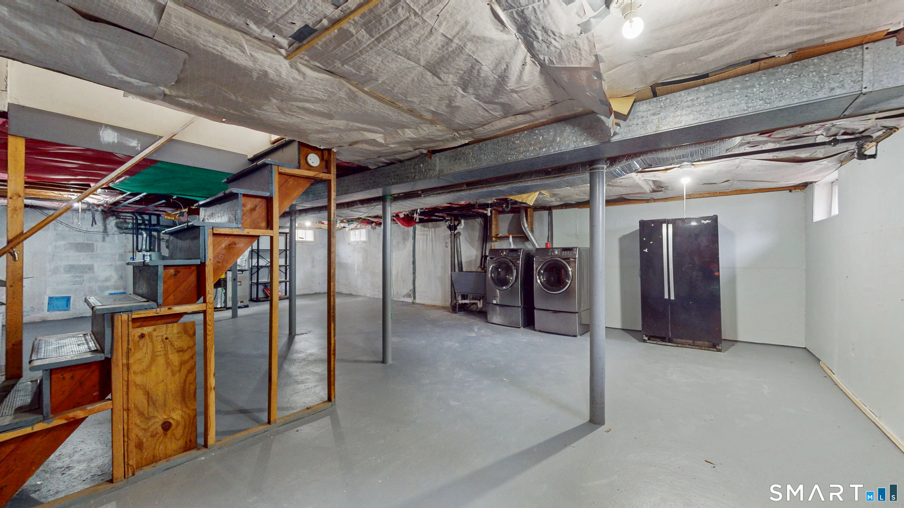 8 Madsen Road West Hartford, CT 06110 - Photo 34 of 35