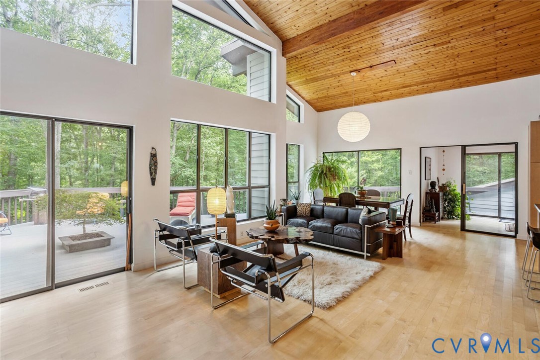 1474 Timber Ridge Maidens, VA 23102 - Photo 4 of 19 a living room with furniture and large windows
