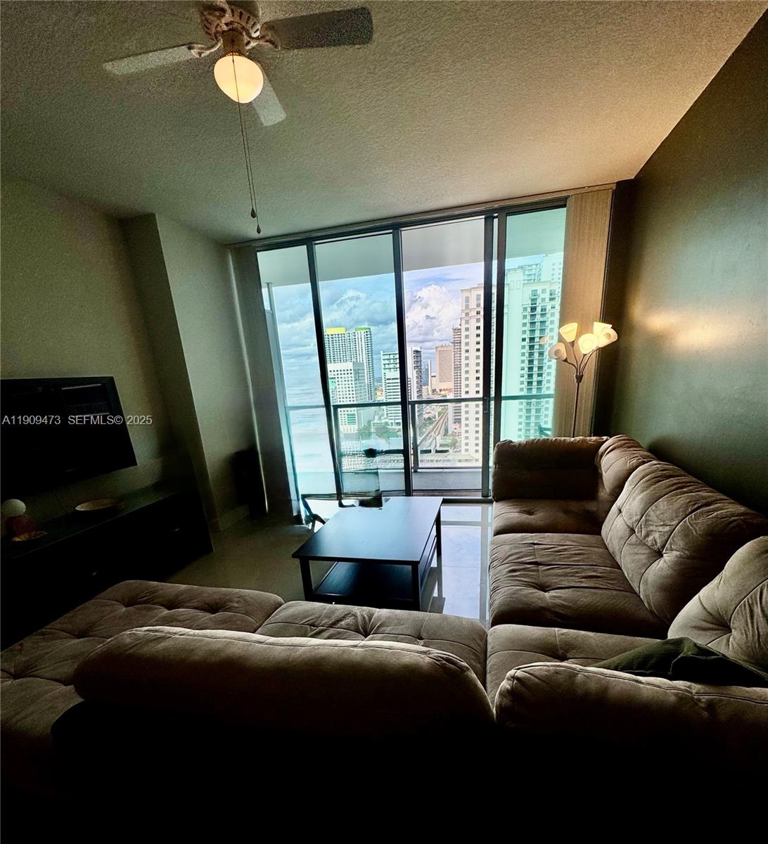79 Southwest 12th Street, Unit 2811 Miami, FL 33130 - Photo 12 of 51