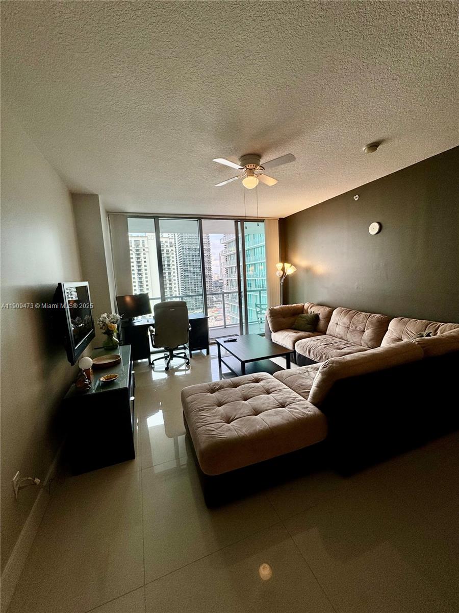 79 Southwest 12th Street, Unit 2811 Miami, FL 33130 - Photo 16 of 51