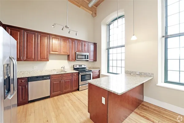 $2,220 | 624 Washington Street, Unit A315, Coventry, RI 02816