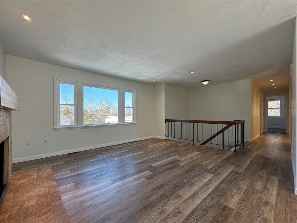 116 Outlook Road Marshfield, MA 02050 - Photo 11 of 32