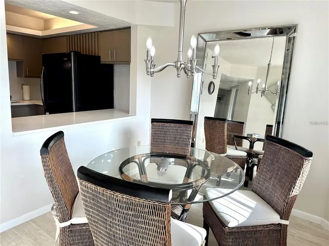 $3,700 | 1401 South McCall Road, Unit 106, Englewood, FL 34223