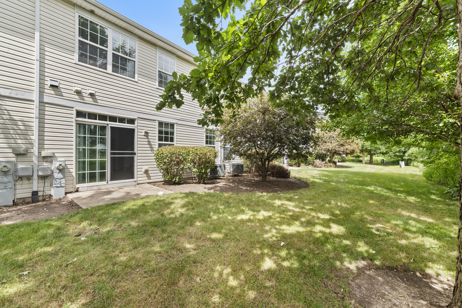 276 South Oak Creek Lane Romeoville, IL 60446 - Photo 21 of 21 a house view with a outdoor space