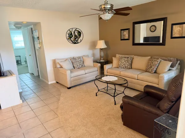$2,500 | 638 Snug Harbor Drive, Unit E12, Boynton Beach, FL 33435