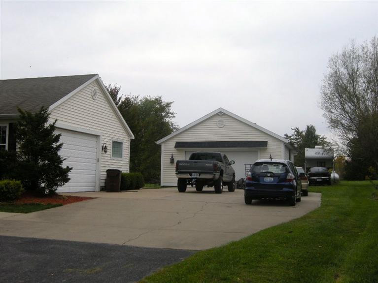 2745 Watts Road Burlington, KY 41005 - Photo 2 of 26 Gallery Image 2