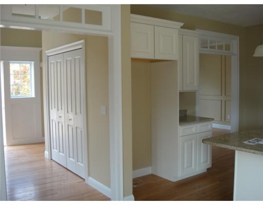 22 Cottrell Road Tiverton, RI 02878 - Photo 4 of 6 Kitchen.
